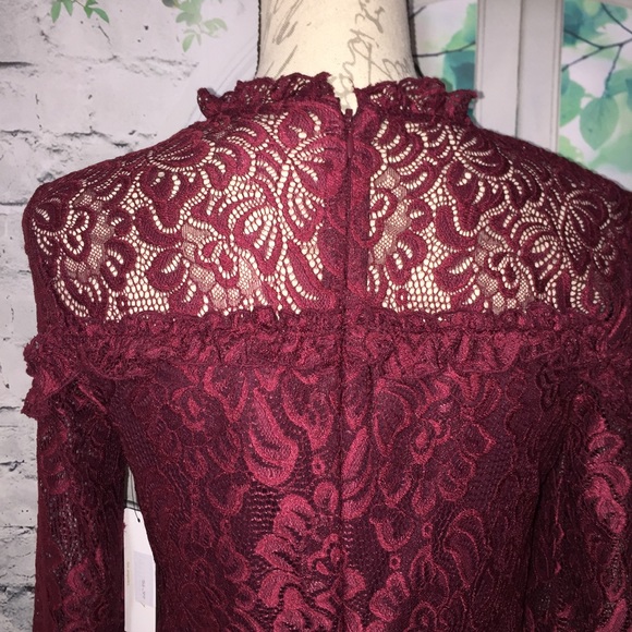 Laundry by Shelli Segal Bell Sleeves Holiday - Picture 6 of 8